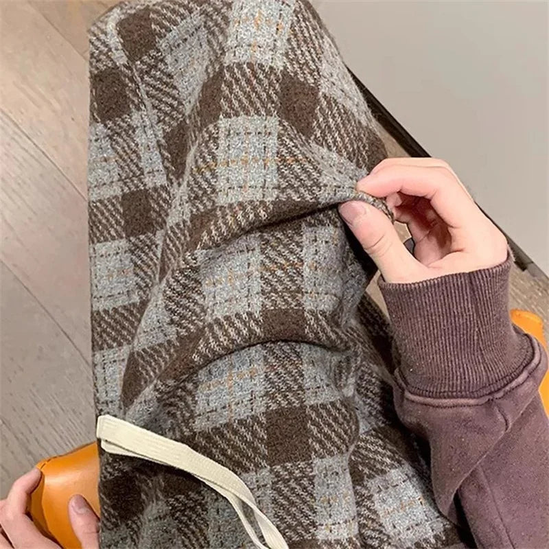 Pantalones anchos de lana a cuadros