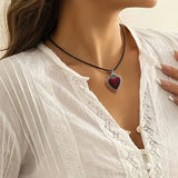 Gothic Heart Thorns Necklace