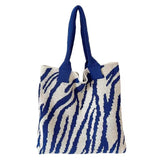 Bolso de ganchillo con estampado de cebra vintage