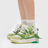Retro Punk Canvas-Sneakers für die Schule