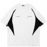 Camiseta holgada de estilo deportivo con retazos