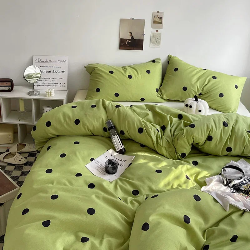 White & Black Polka Dot Bedding Set