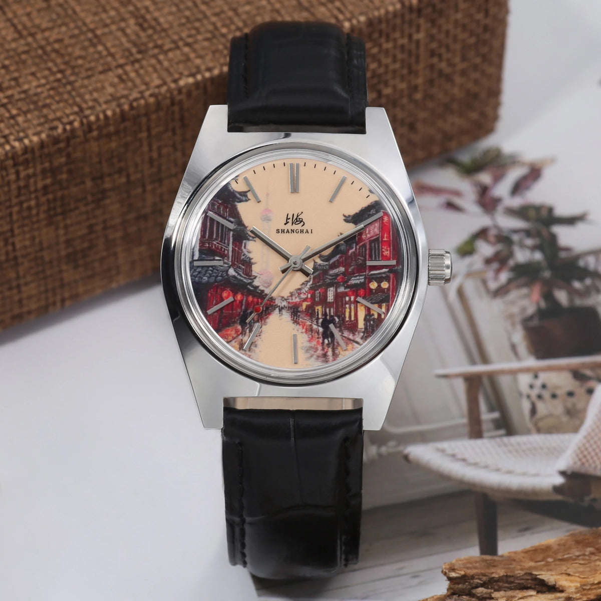 Hand-Wind Mechanical Watch
