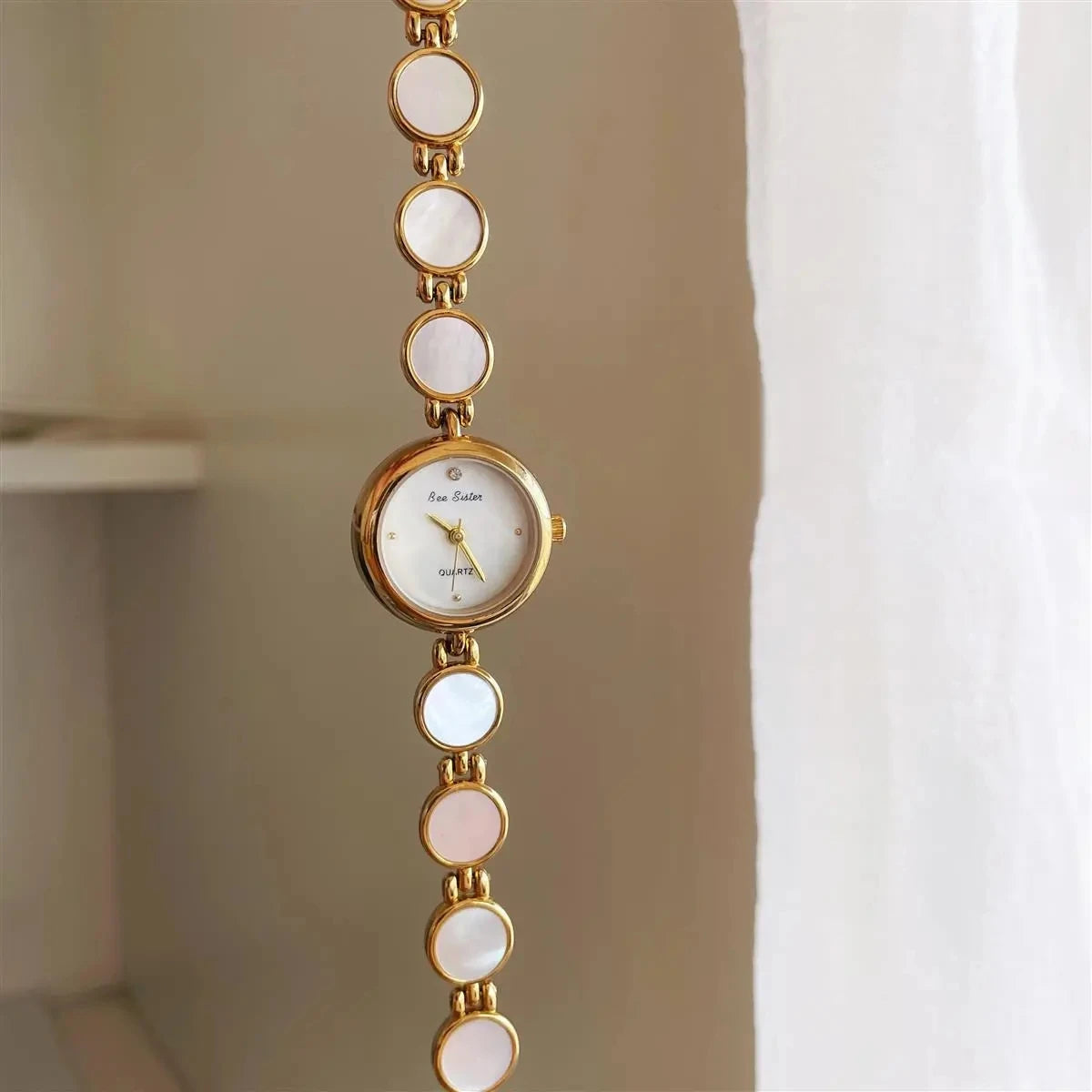 Exquisite Small Dial Quartz Watch