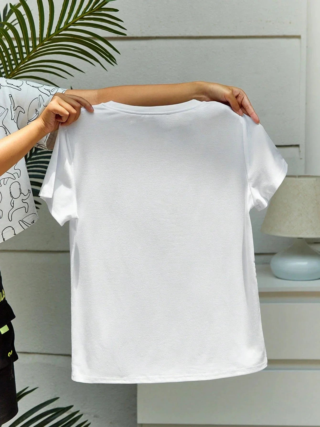 Colorful Cartoon Sardine Print Short T-Shirt