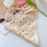 Bandana triangular de punto hecha a mano para mujer