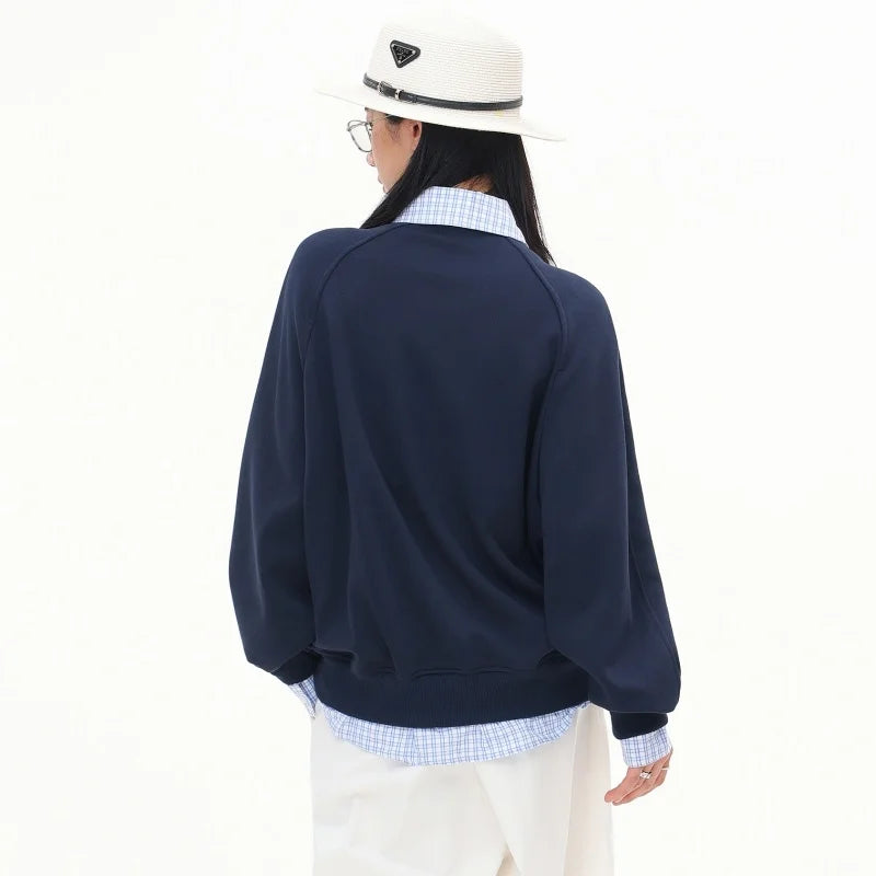 Marineblauer V-Ausschnitt Pullover