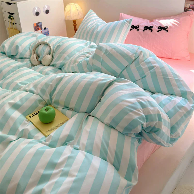 Big Eyes Bedding Set