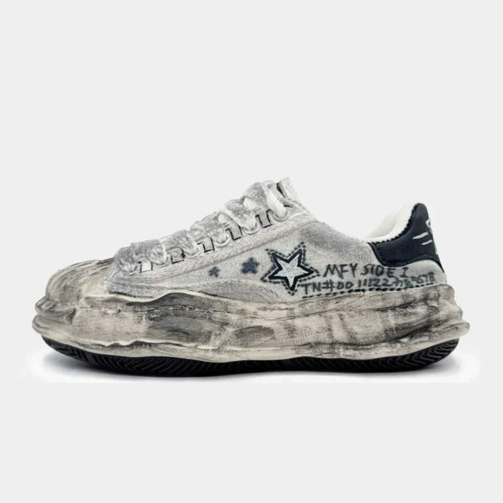 Retro Hand-Painted Graffiti Punk School Sneakers