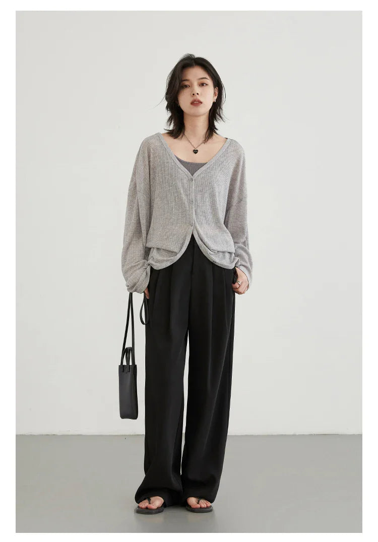 Corporate Girl Pleated Pants