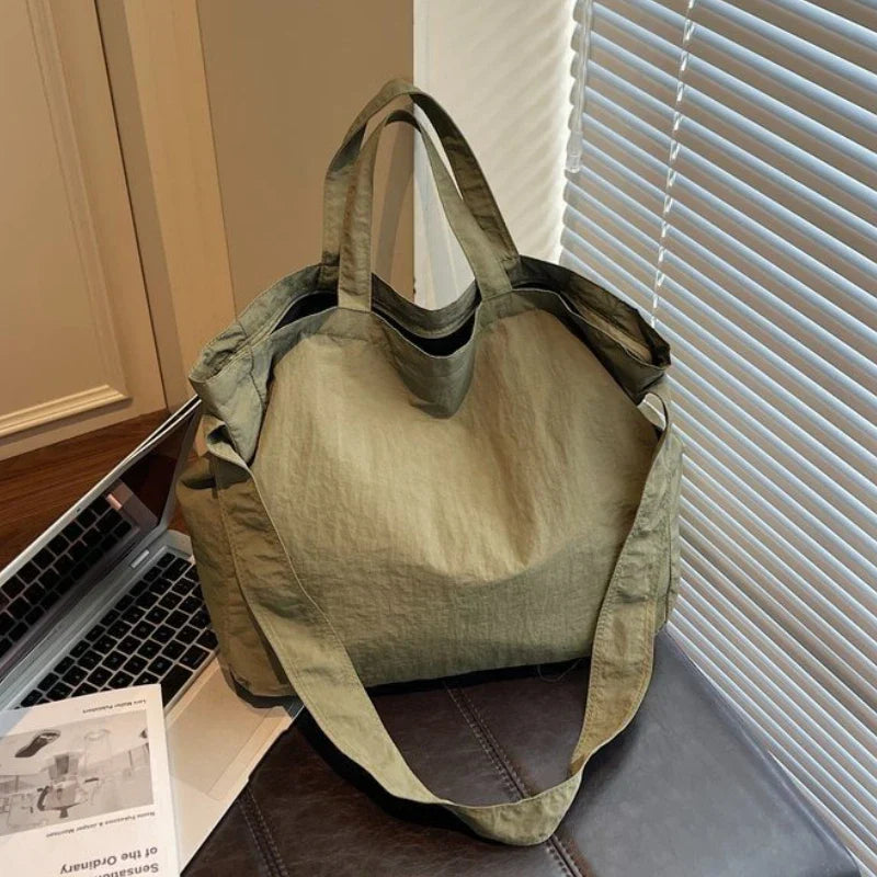Bolso de hombro de nailon estilo "Lazy"