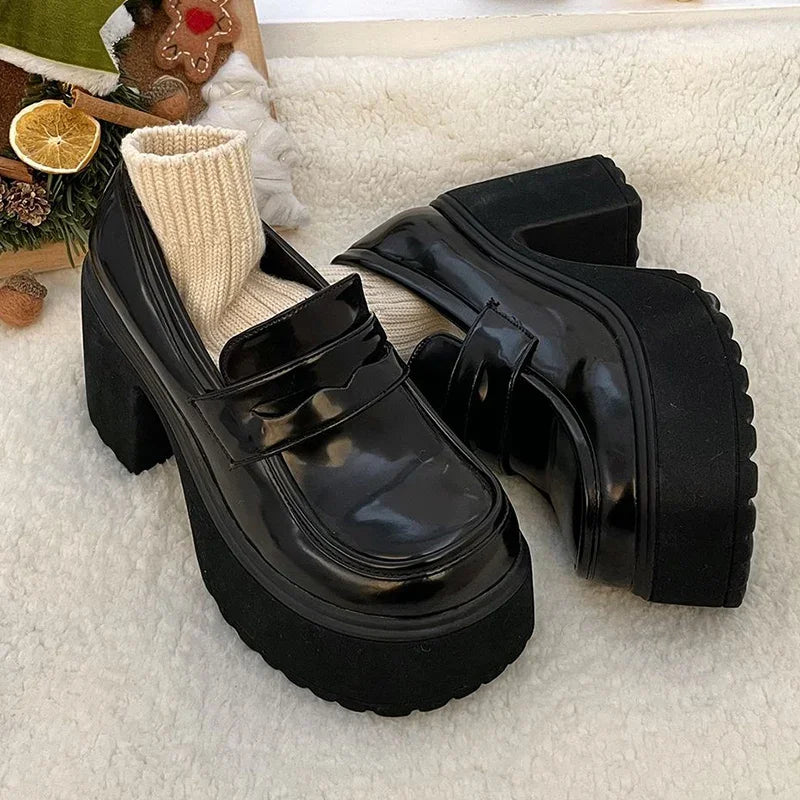 Retro High Heels Solid Color Black Shoes