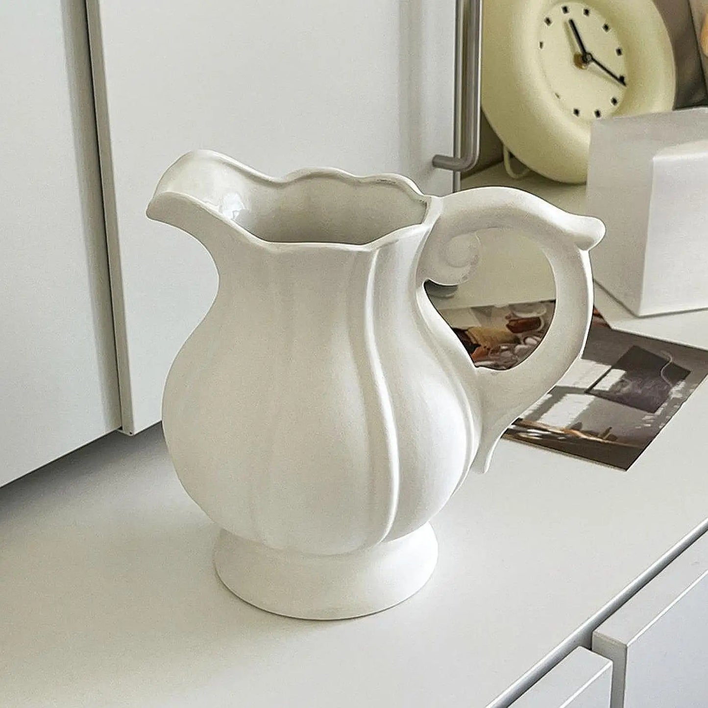 Flower Vintage Vase Art
