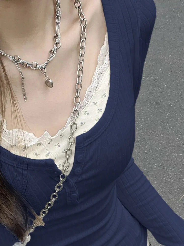 T-Shirt mit Blumenmuster, Patchwork und Spitze
