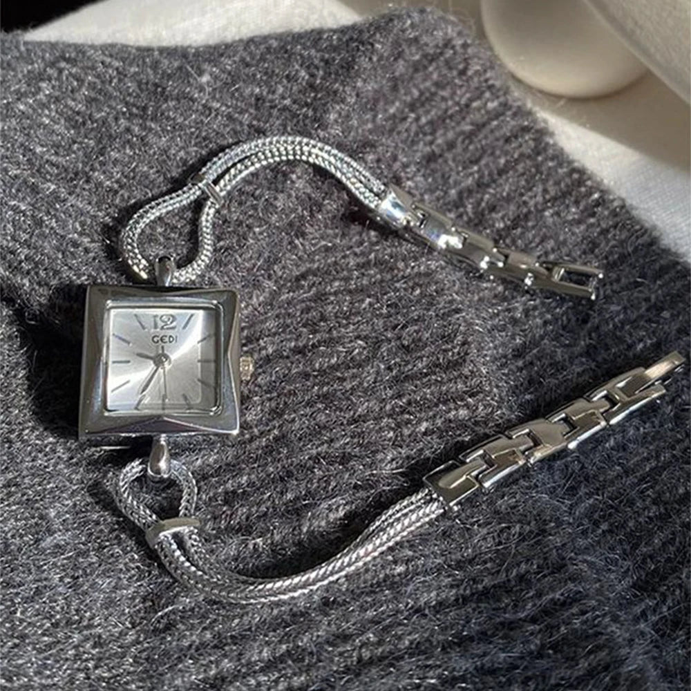 Square Woman Simple Bracelet Watch