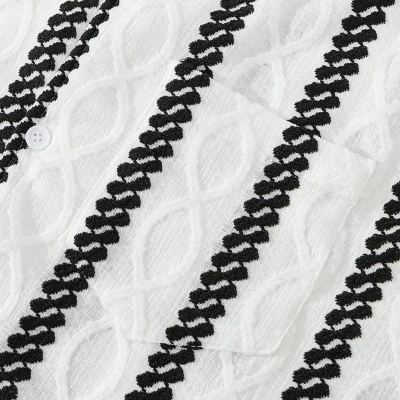 Gestreiftes Jacquard-Langarmhemd mit Kubakragen