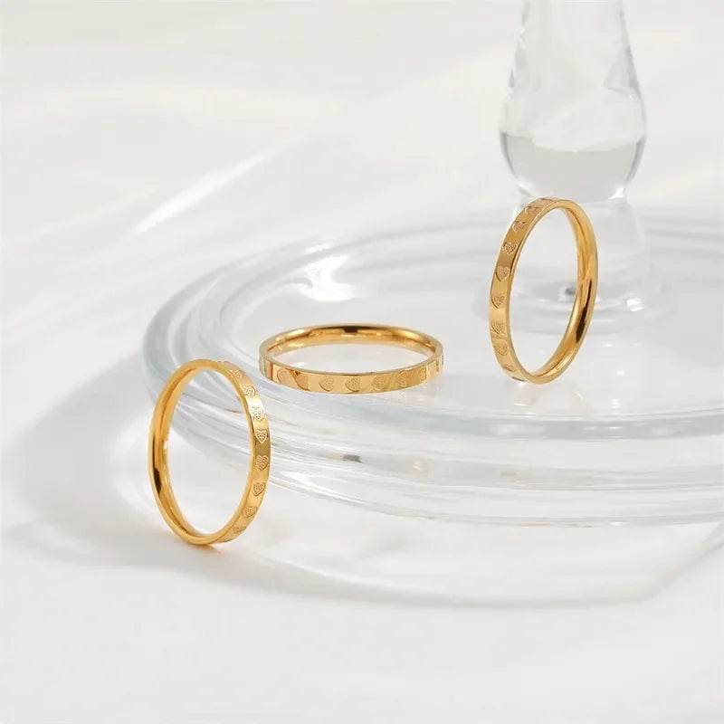Gold Heart-Carved Ring