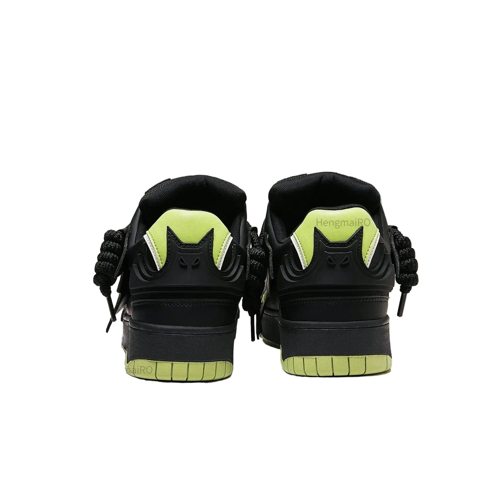 Skater Girl Retro Skateboard Sneakers