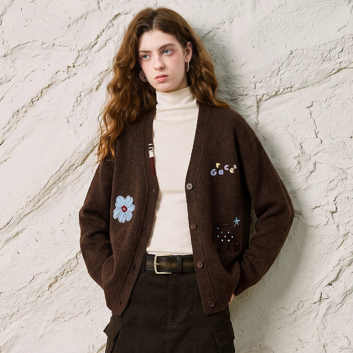 Flower Applique V-neck Cardigan
