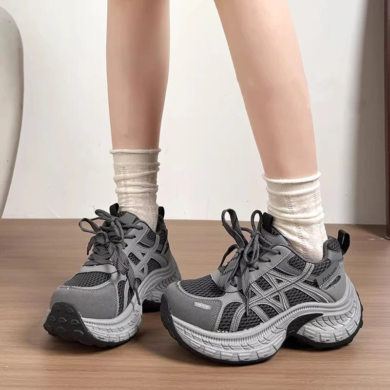 Cushioned insole Platform Sneakers