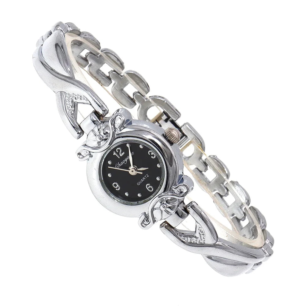 Luxury Lady Pendant Bracelet Watch
