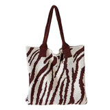 Bolso de ganchillo con estampado de cebra vintage