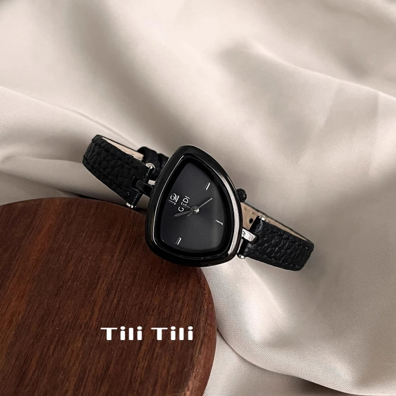 High-Quality Leather Quartz Watch