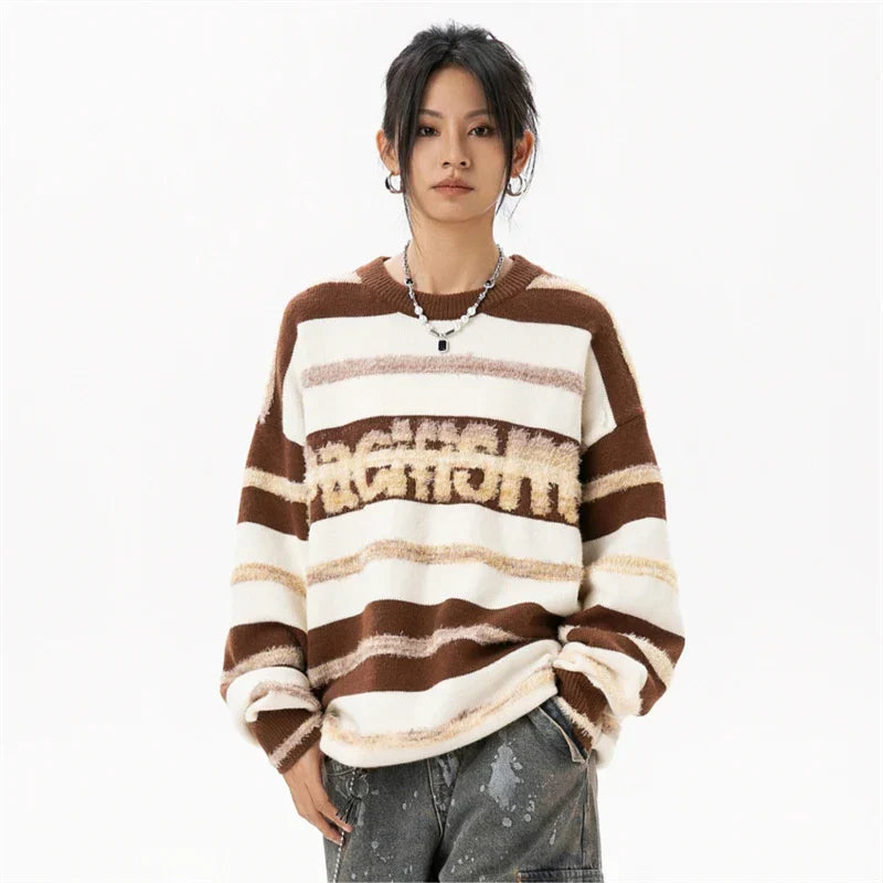 Gestreifter lockerer Winter-Kuschelpullover