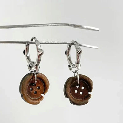 Pendientes Vintage Bohemios con Remaches y Botones Irregulares