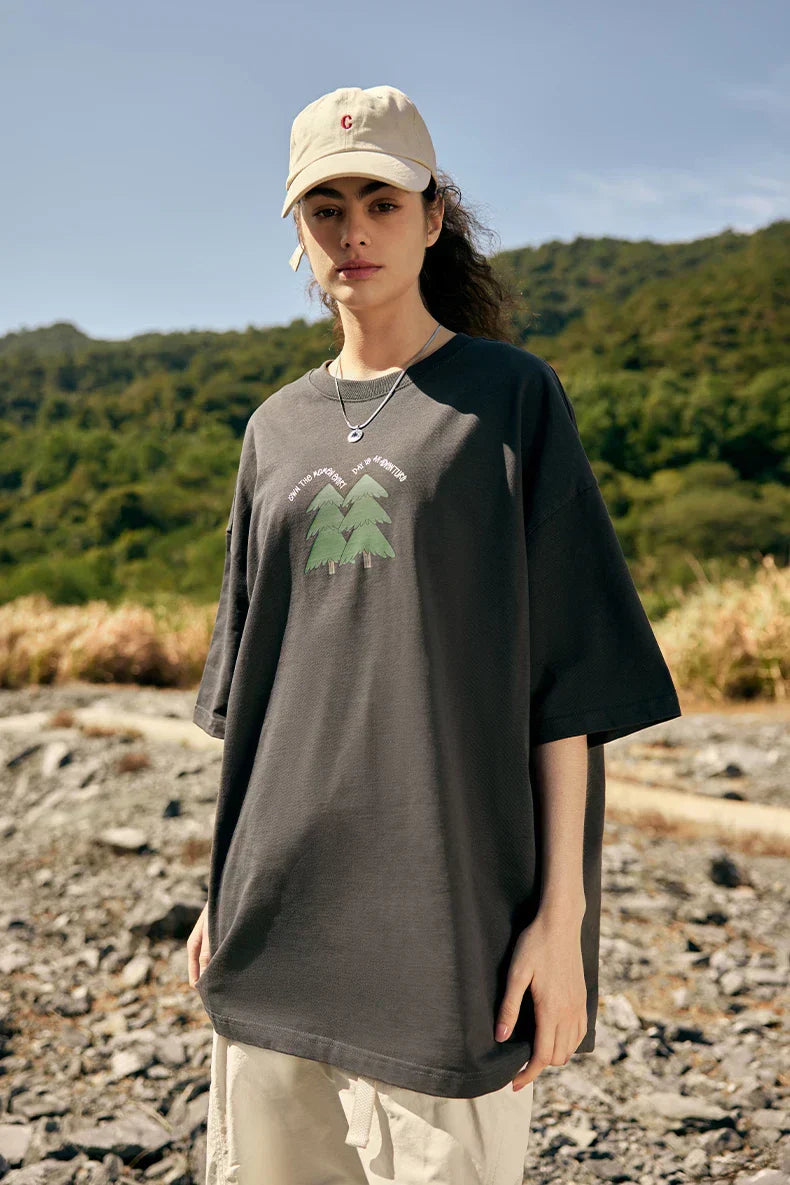T-Shirt mit Fichten-Print