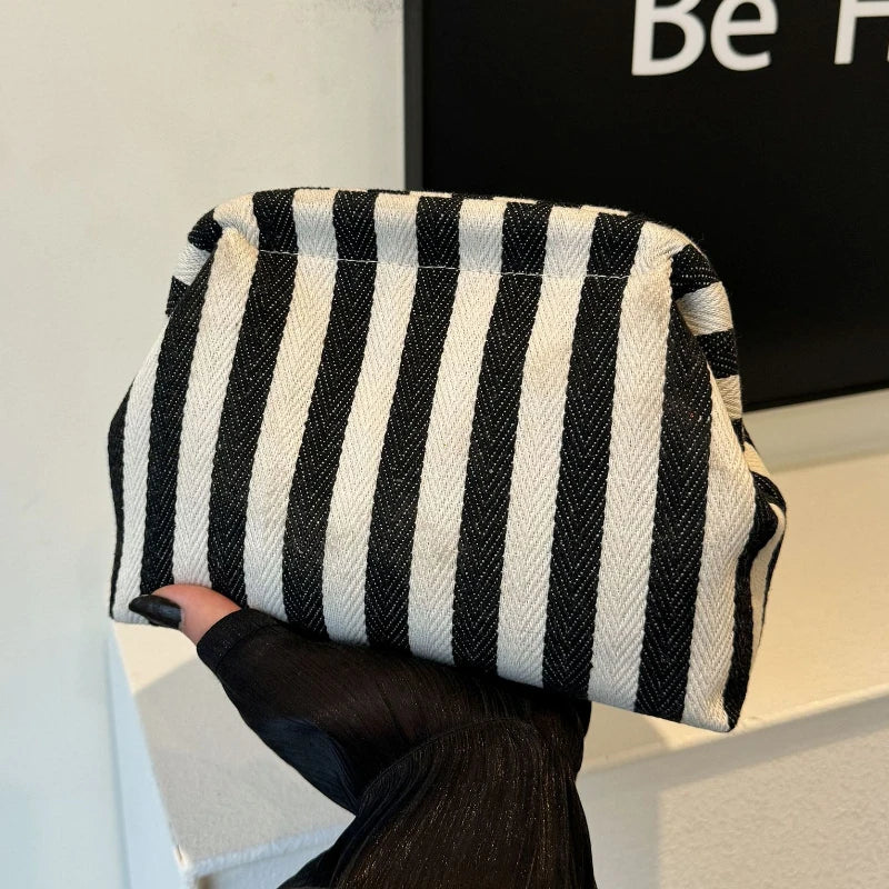 Handmade Knitted Women Beach Clutch Handbag