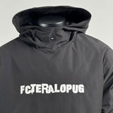 Chaqueta cortavientos con capucha de poliéster