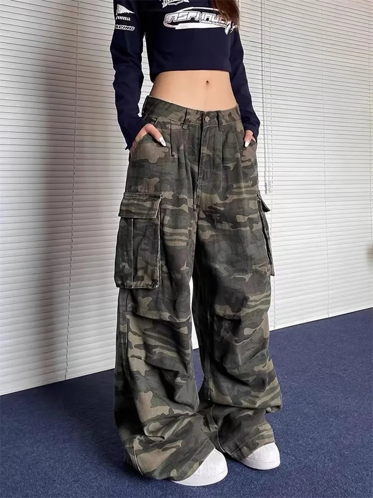 Camouflage Y2K Cargo Jorts