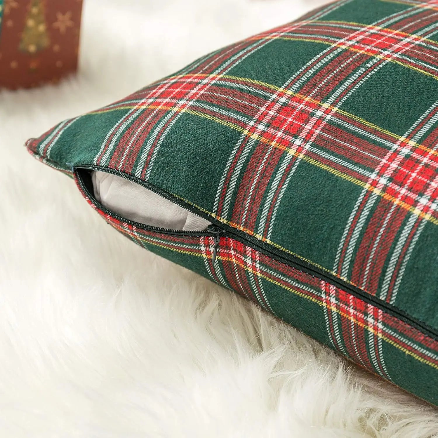 Christmas Plaid Decorative Throw Pillow Covers