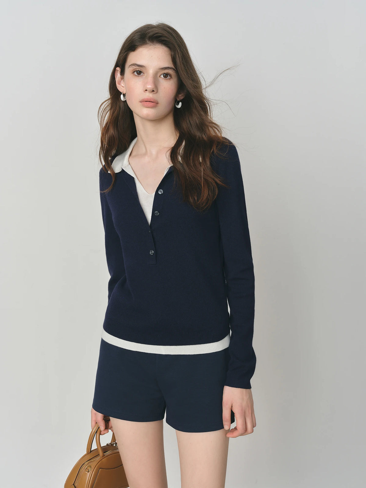 Knit Cable V-neck Sweater