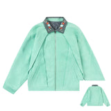 Hellgrüne bestickte College-Jacke