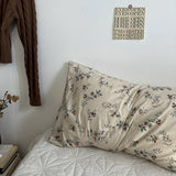 Solid Color Simple Striped Pillowcase