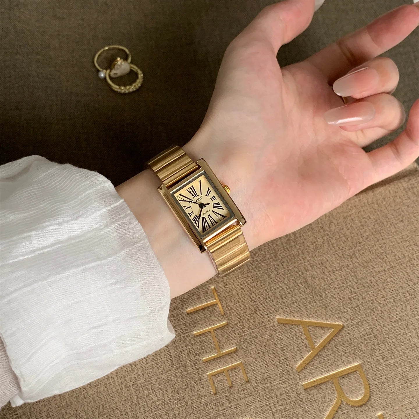Women Leather Old Money Watch