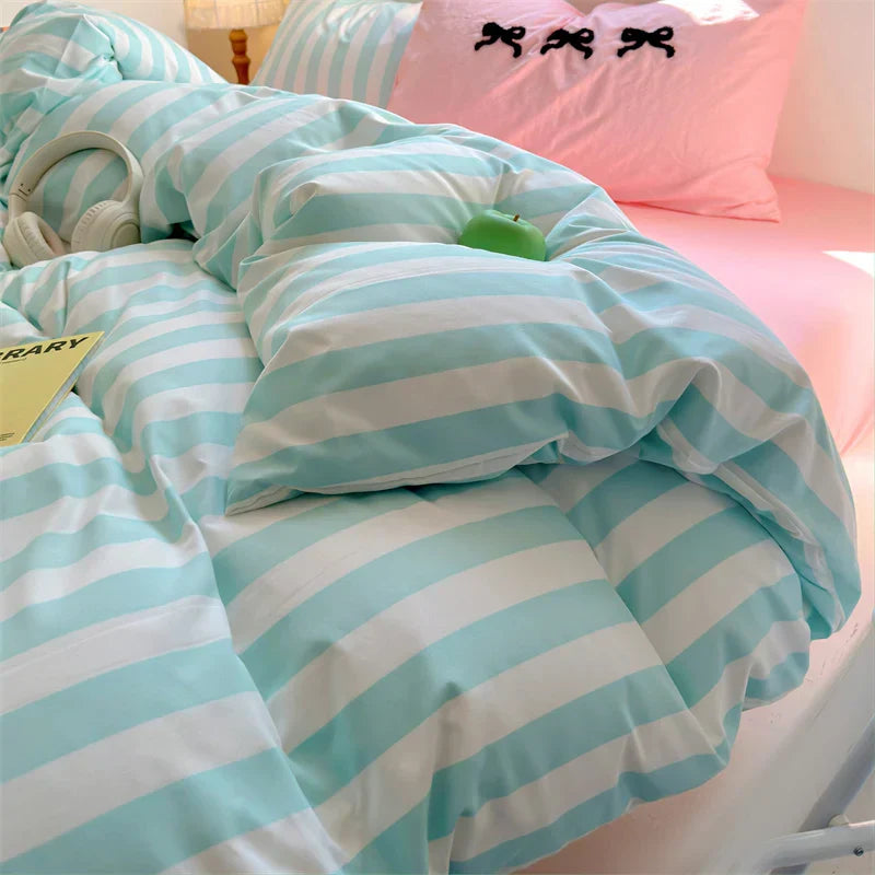 Big Eyes Bedding Set
