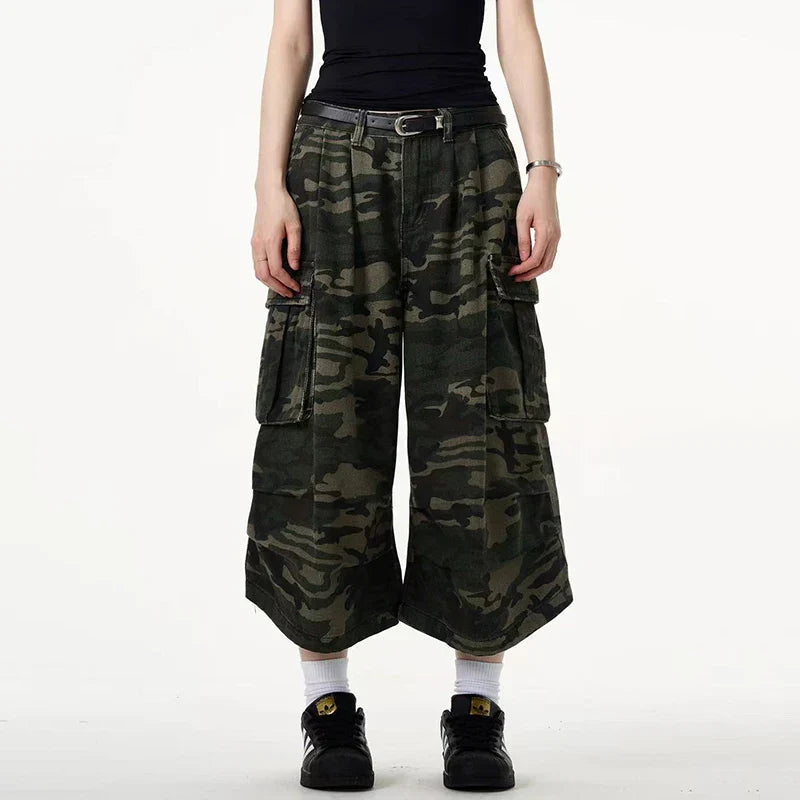 Jorts de mezclilla anchos de camuflaje