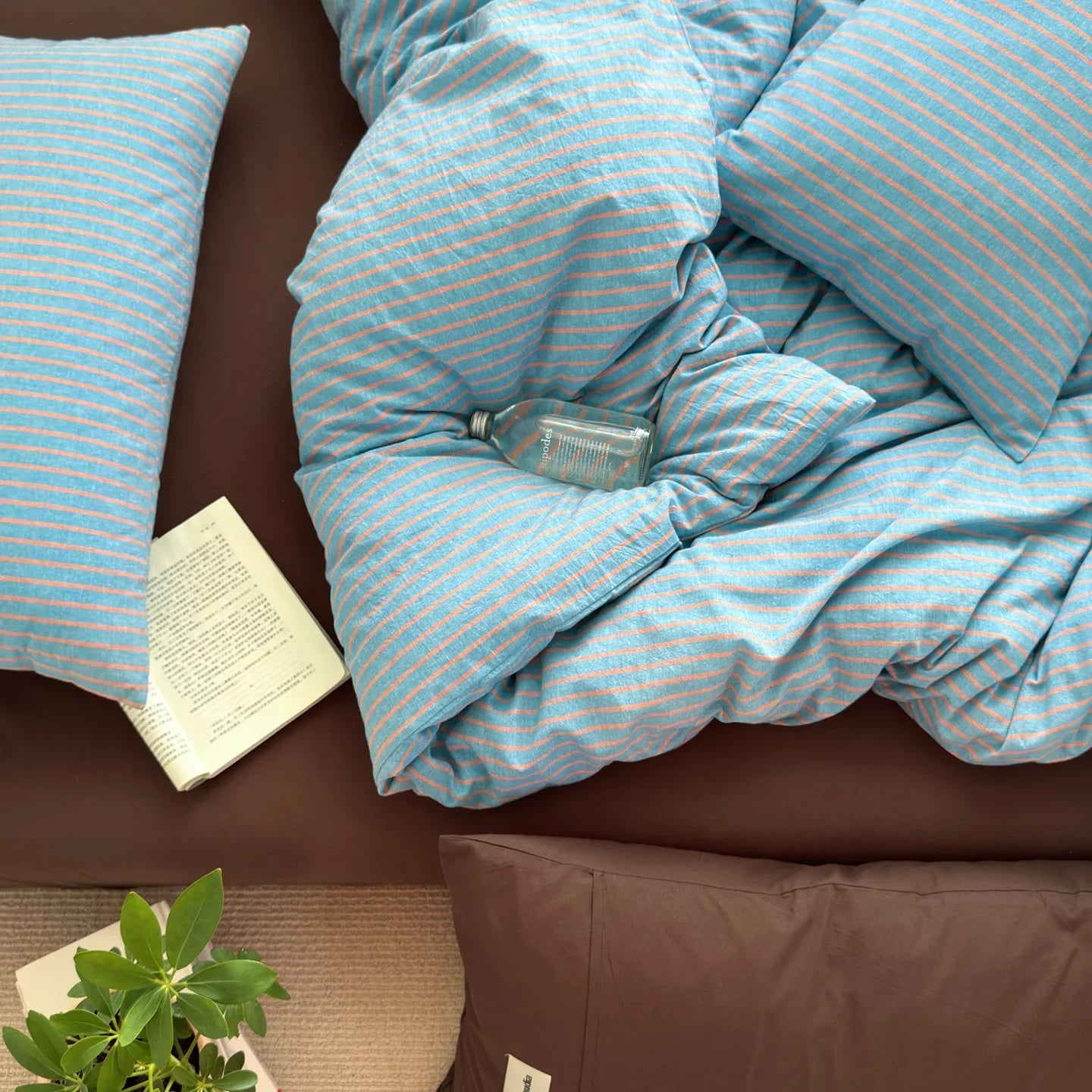Nordisches Gestreiftes Bettwäsche-Set im Schlichten Stil