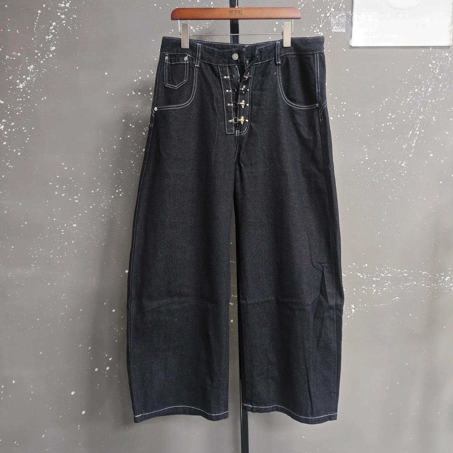 Buckle Wide Leg Jeans