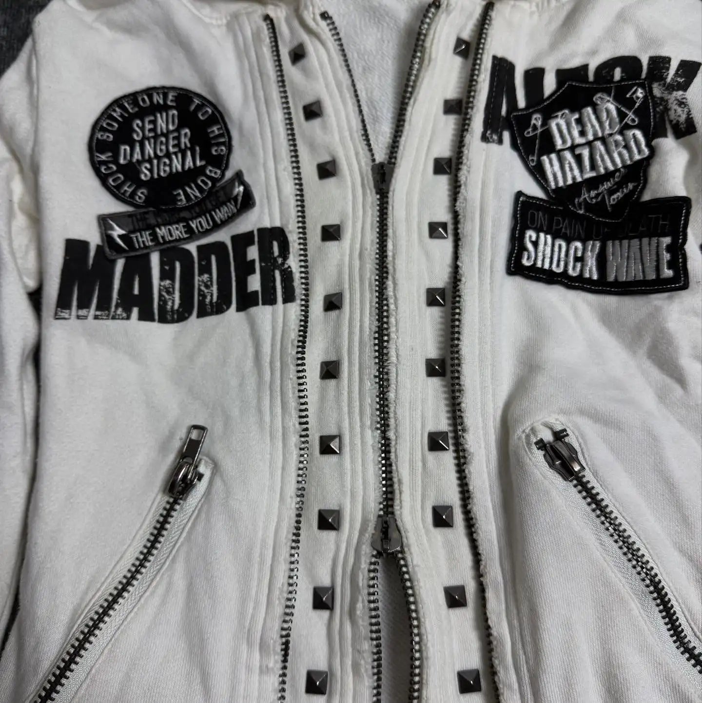 Slim Gothic White Zipper Hoodie
