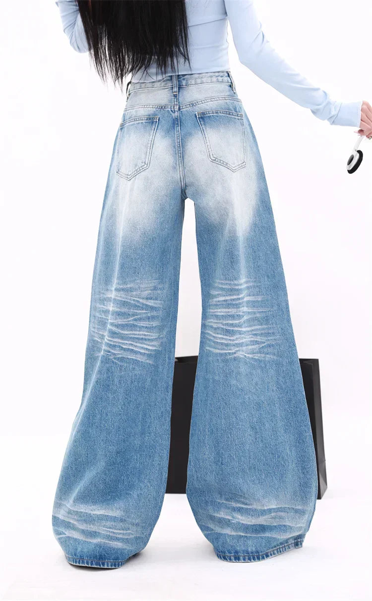 Soft Girl Comfort Straight-Leg Jeans