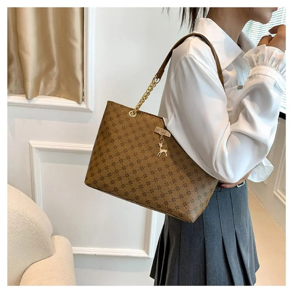 Classic Chain Strap Shoulder Bag