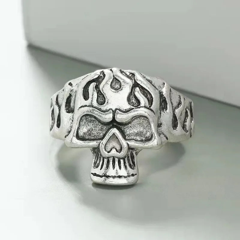 Vintage Thai Silver Skull Head Ring