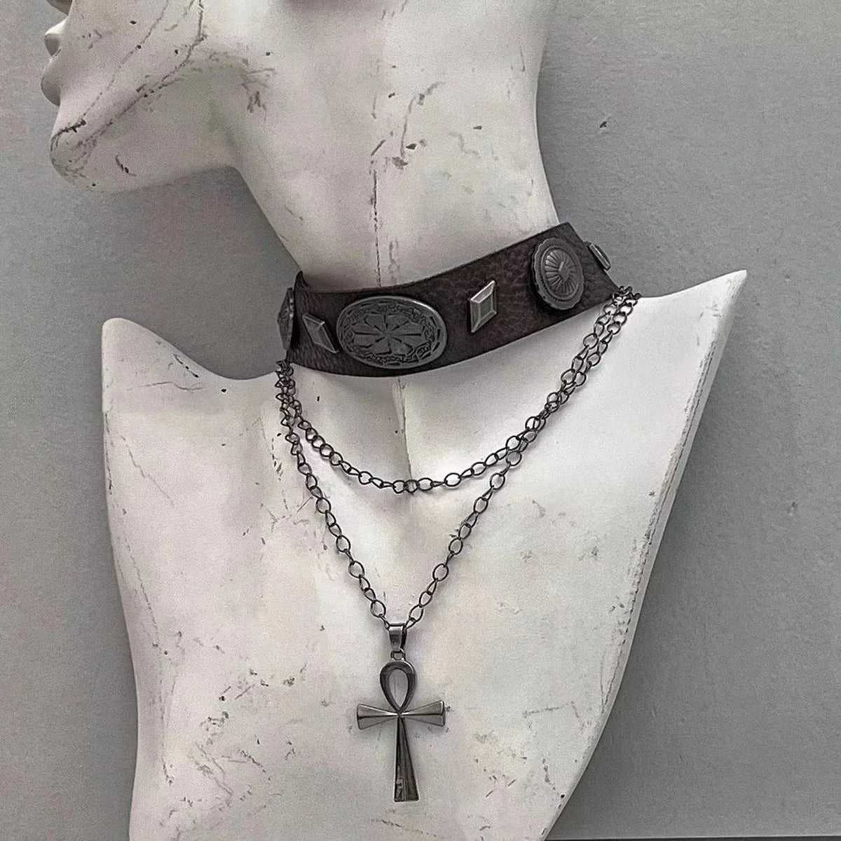 Y2K Pharoah Rivet Necklace