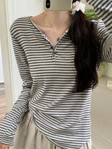 Camiseta de manga larga a rayas para mujer