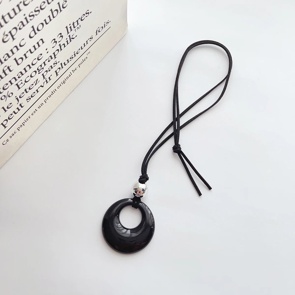 Retro Geometric Black Circular Pedant Necklace
