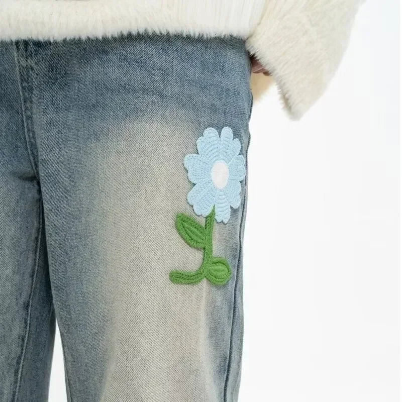 Vintage Flower Embroidered High Jeans